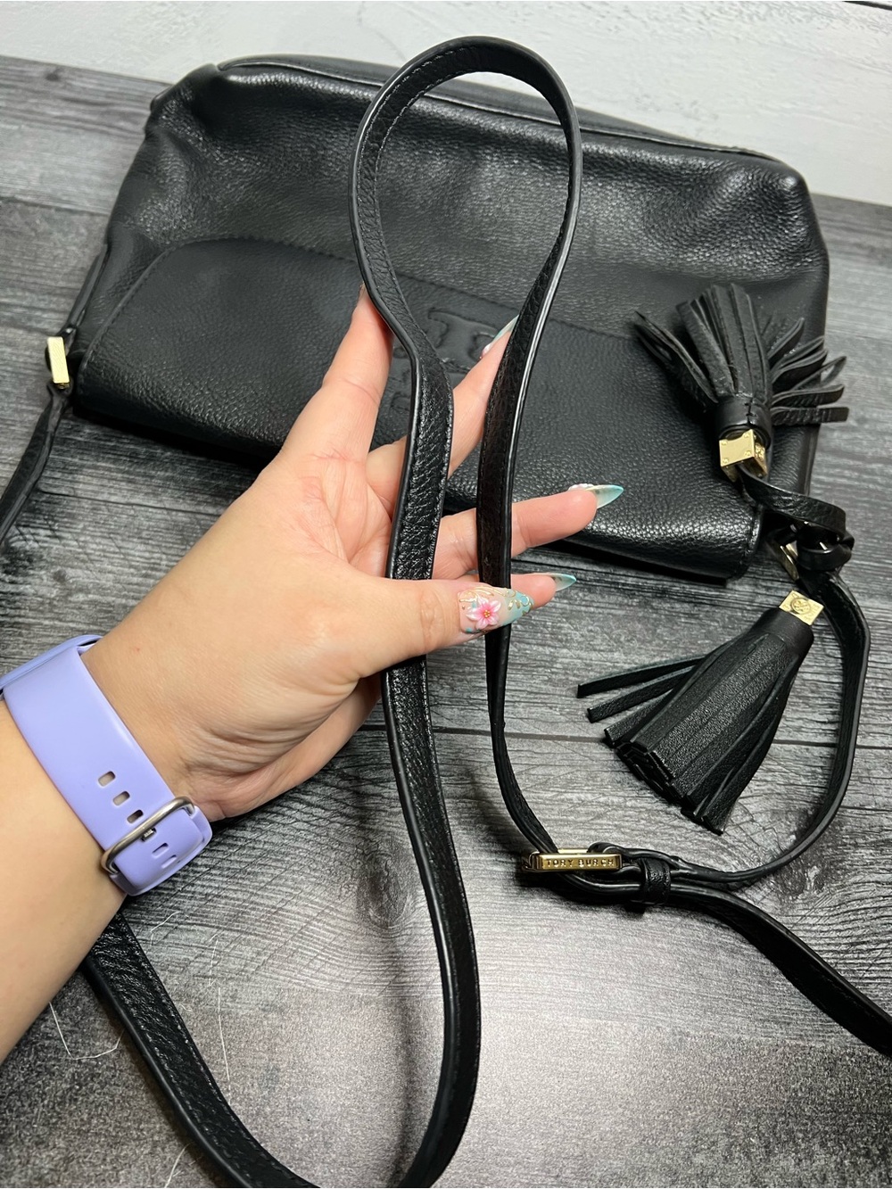 Tory Burch Black Pebbled Leather Logo Crossbody - Picture 7 of 9